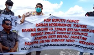 Gelar Aksi Demo, PB Kampak Tabagsel; "Copot Kakan Kesbangpol"
