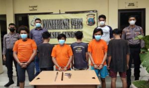 Enam Pelaku Penyerangan Warung Ayam Penyet Brother Ditangkap Polisi