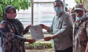Wali Kota Psp Serahkan 462 Sertifikat Tanah Untuk Masyarakat