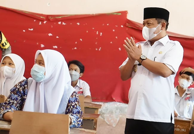 Monitoring PTM Terbatas, Plt Wali Kota Tanjungbalai Ingatkan Tetap Patuhi Prokes