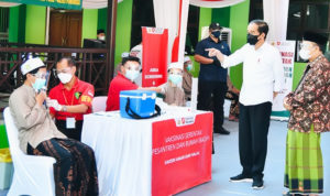 Pemerintah Targetkan 70 Persen Vaksinasi Nasional di Akhir Tahun