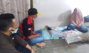 Grup Jurnalis Sniper Medan dan Pematik Sambangi Kediaman Penyandang Disabilitas