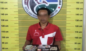 Oknum PNS Dispora Tapsel Ditangkap Polisi di Rumahnya.