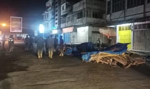 Tengah Malam, Lokasi PKL Kota P.Sidimpuan Dibongkar Satpol PP