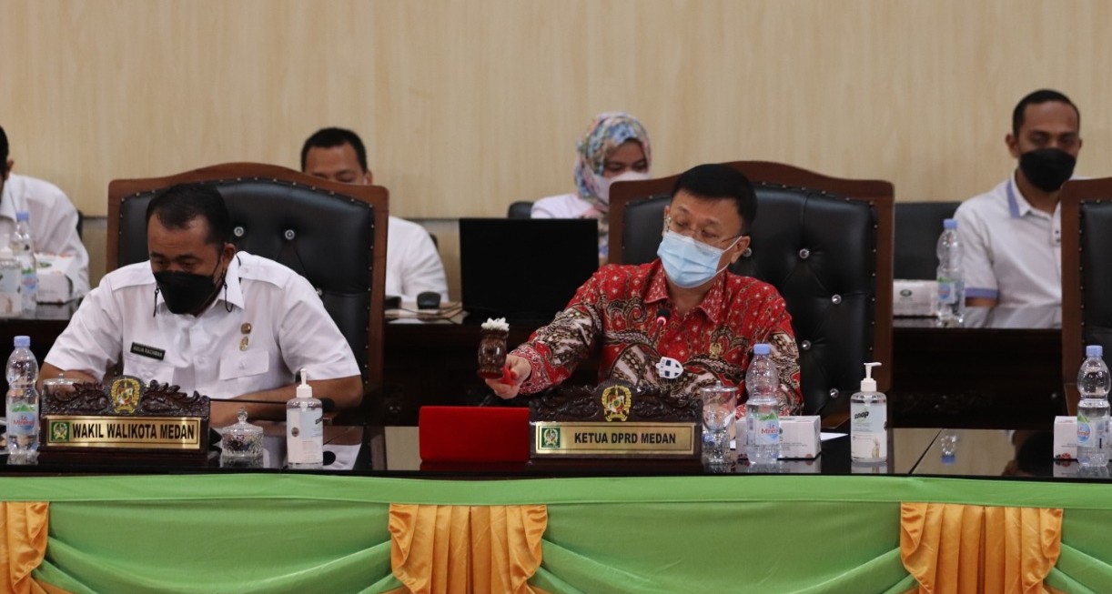 DPRD Medan Terima Nota Pengantar Ranperda RPJMD
