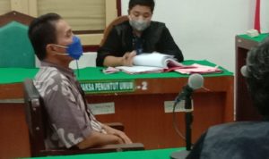 Diduga Terdakwa Dibeking Oknum Tertentu, Hadiri Sidang Setelah Ditelepon Jaksa