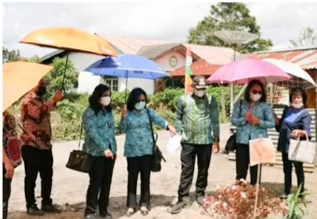 Tim Penilai Desa Bersih di Karo Kunjungi 2 Kecamatan