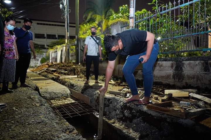 Tanggapi Keluhan Warga, Walikota Medan Tinjau Drainase