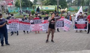 Pembelian Mobil Dinas Disoal, Bupati Humbahas Dituding Pembohong