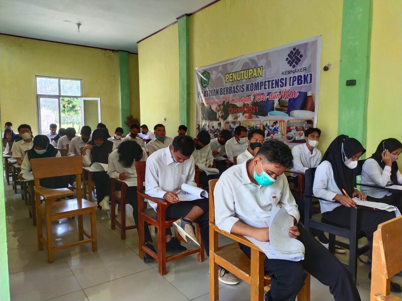 17 Peserta Pelatihan Boarding Padangsidimpuan Berangkat ke BBPLK Bekasi