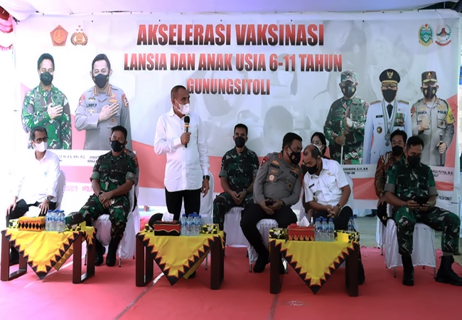 Kunjungi Nias, Gubsu Minta Kepala Daerah Percepat Vaksinasi Covid-19