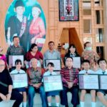 Apresiasi Siswa Raih Medali Emas, Batak Center Serahkan Piagam Penghargaan