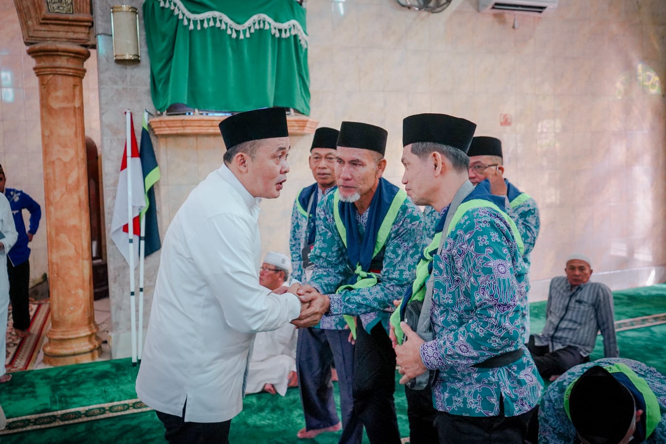 Lepas Jamaah Calhaj KBIHU Al Alawiy, Aulia Rachman: Ikhlas Laksanakan Ibadah Haji