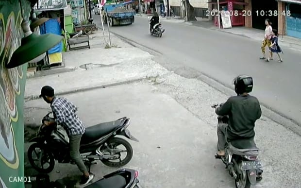 Video: Medan Tak Aman, Pimred Media Online Jadi Korban Pencurian Sepeda Motor