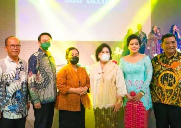 Bupati Karo Hadiri Peringatan HUT Gereja Jemaat Kristen Indonesia TOPC ke-19