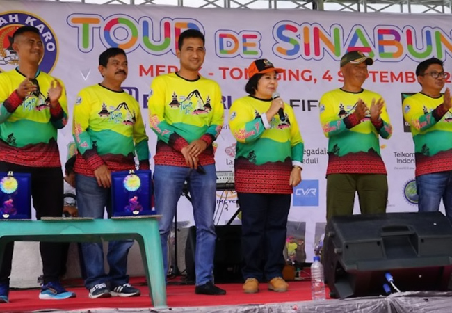 Bupati Karo Cory Sebayang Hadiri Tour de Sinabung ke–7