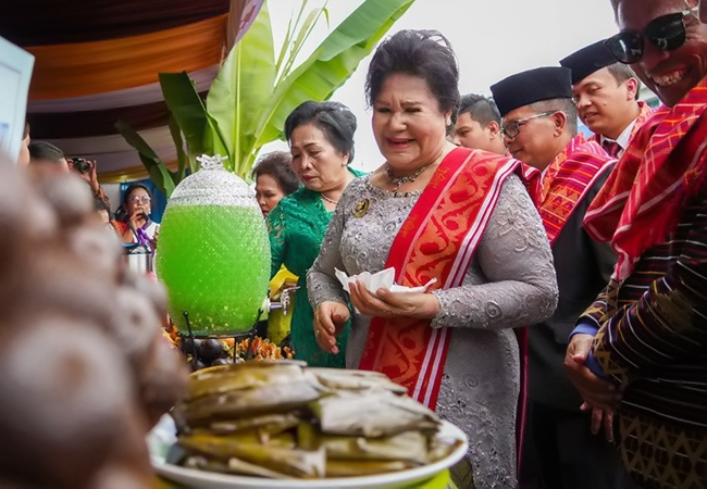 HUT Kabupaten Karo Ke-77, Bupati Kunjungi Stand Kuliner