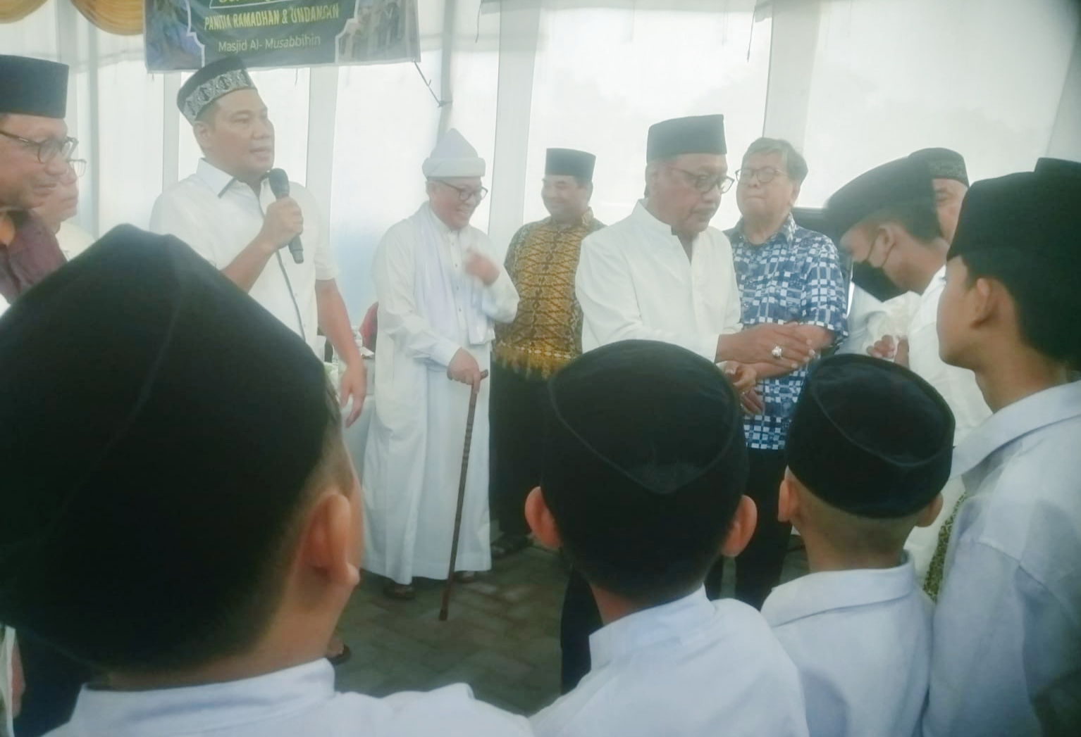 OMJAKISS dan IKMT Buka Puasa Bersama dan Santuni Ratusan Anak Yatim