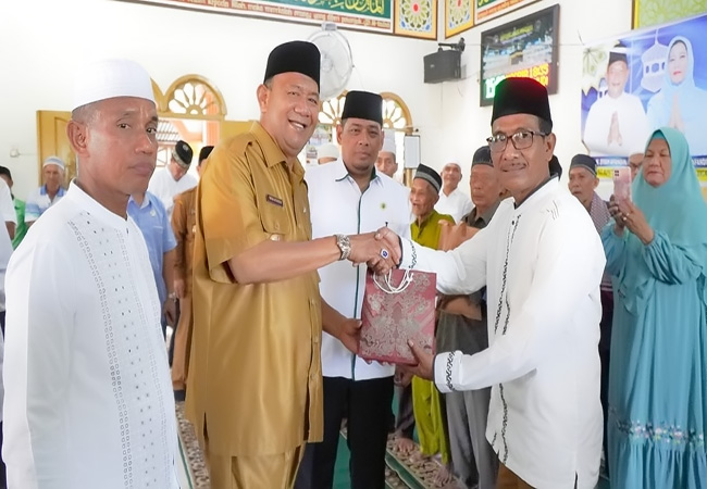 Syah Afandin Apresiasi IPHI dan PT LNK Berikan Bantuan ke Kaum Dhuafa