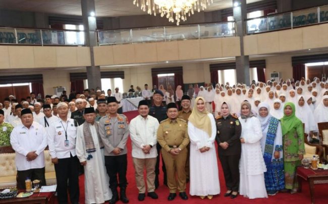 Bupati Dan Kapolres Tepung Tawari Calhaj Kabupaten Tapsel