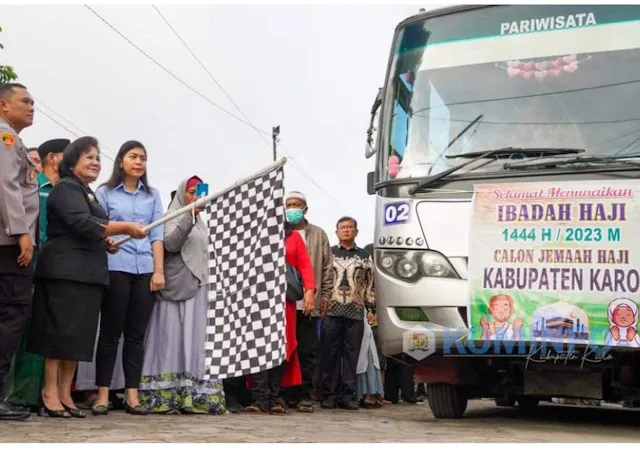 Bupati Karo Lepas Keberangkatan Calon Jemaah Haji