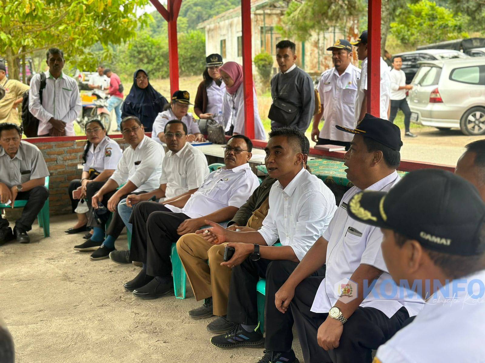 Wakil Bupati Karo Tinjau Penataan Wisata Lau Kawar