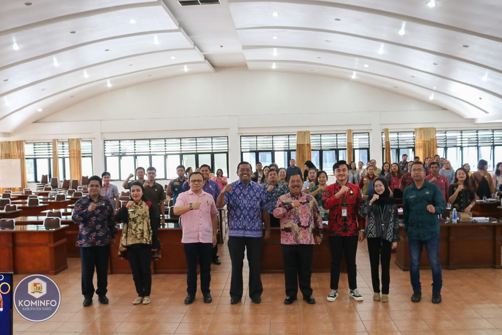 Sosialisasi Pelaksanaan Sistem Pemerintahan Berbasis Elektronik Karo