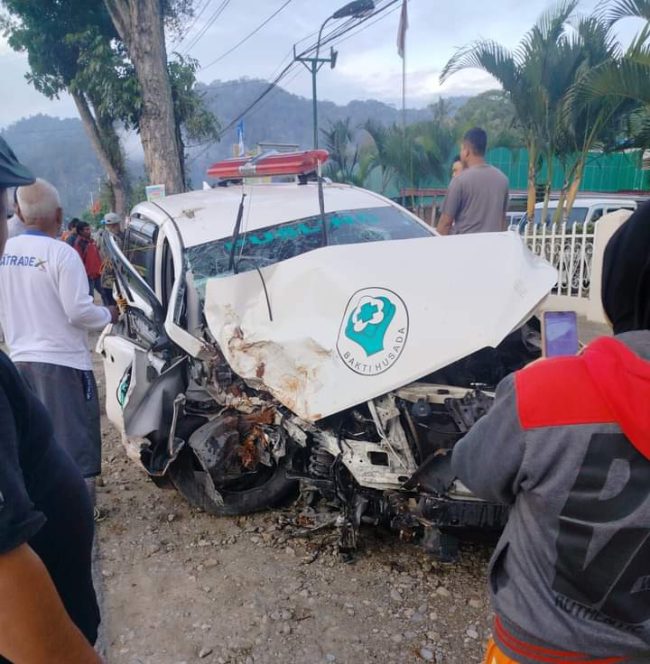 Ambulan Dinkes P.sidimpuan Alami Laka Lantas, Akibatnya 2 Orang Tewas