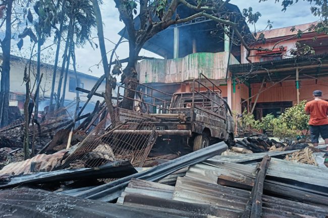 3 Unit Rumah Dilahap Sijago Merah dan Satu Mobil Pick Up Hangus Terbakar