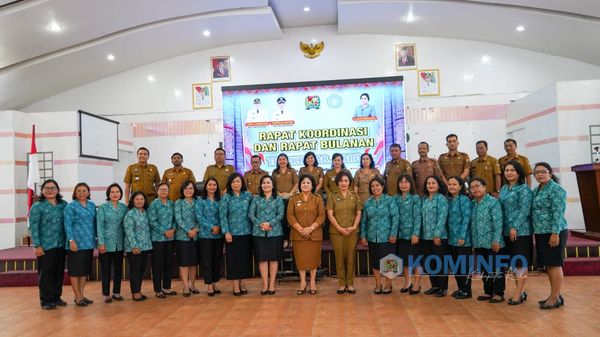 Bupati Karo Buka Rapat Evaluasi Kegiatan TP. PKK Kabupaten