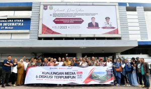 Ilyas Sitorus Lepas Wartawan FWP Kunjungan Media ke Danau Toba