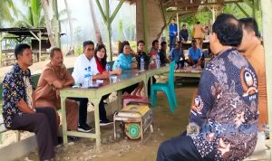 Wakil Bupati Karo Kunjungi Desa Bukit Makmur dan Desa Lau Garut