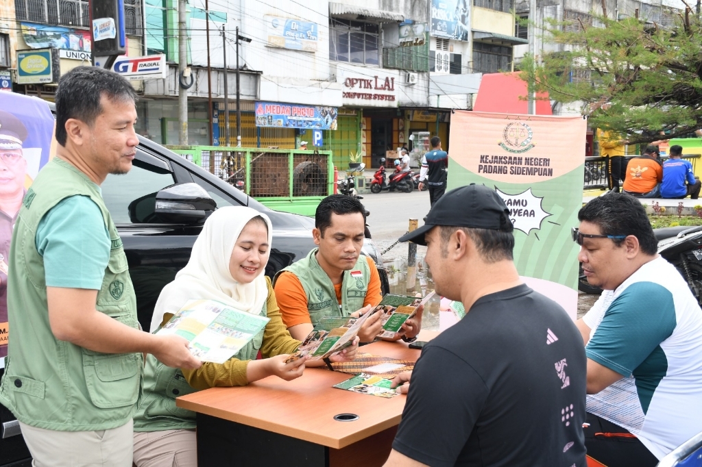 Kejari Psp Gelar Penyuluhan Hukum OM JAK Saat CFD dan Peresmian Halaman Bolak Nadimpu