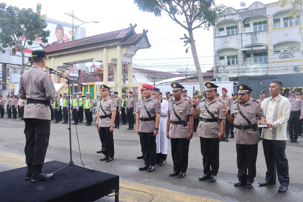 Kapolres Tapsel Pimpin Sertijab, Tiga Kasat dan Dua Kapolsek Berganti