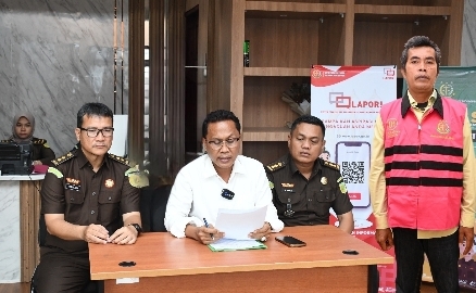 Selewengkan Dana Desa Rp 348 Juta, Kejari Sidimpuan Tahan Mantan Kades Batang Bahal