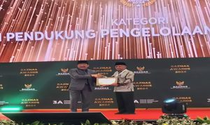 Bupati Asahan Terima Penghargaan Baznas Award 2024