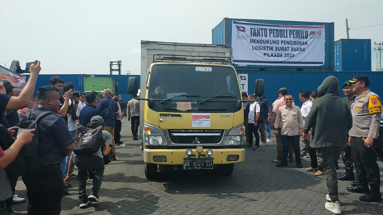 Lima Kontainer Surat Suara Tiba di Belawan, KPU Sumut Mulai Salurkan