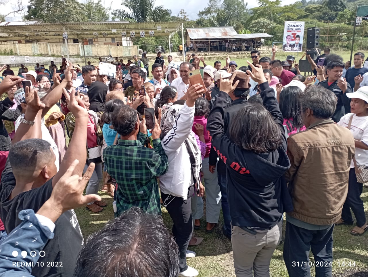 Kampanye di Kecamatan Sumbul, Pasangan Danjor-Bintang Disambut Meriah Massa Pendukung