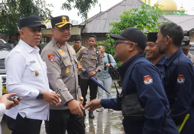 PJ Bupati Langkat Pantau TPS di Stabat