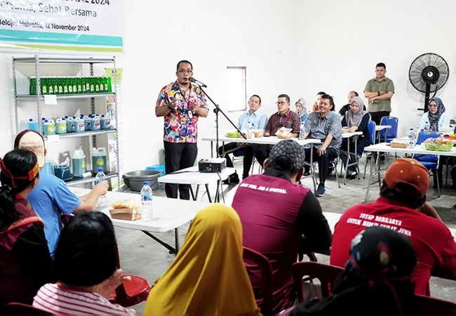 Plt Wali Kota Medan Ajak Camat dan Lurah Membeli Produk Kube Sejati