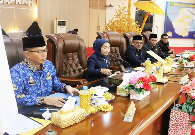 APBD Langkat Tahun 2025 Sebesar 2,1 Triliun Disahkan