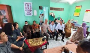 Viral Guru Suruh Siswa Duduk di Lantai, Komisi II DPRD Medan Kunjungi Sekolah Abdi Sukma