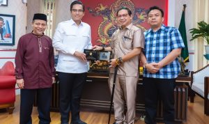Rico Waas Ajak DPRD Bangun Kota Medan