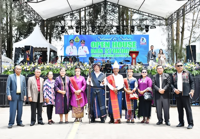 Bupati dan Wakil Bupati Samosir Gelar Open House dan Syukuran Pelantikan