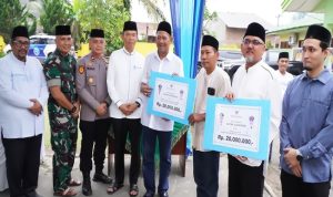 Safari Ramadhan 2025, Bupati Langkat Serahkan Total Bantuan Rp920 Juta Untuk 46 Masjid