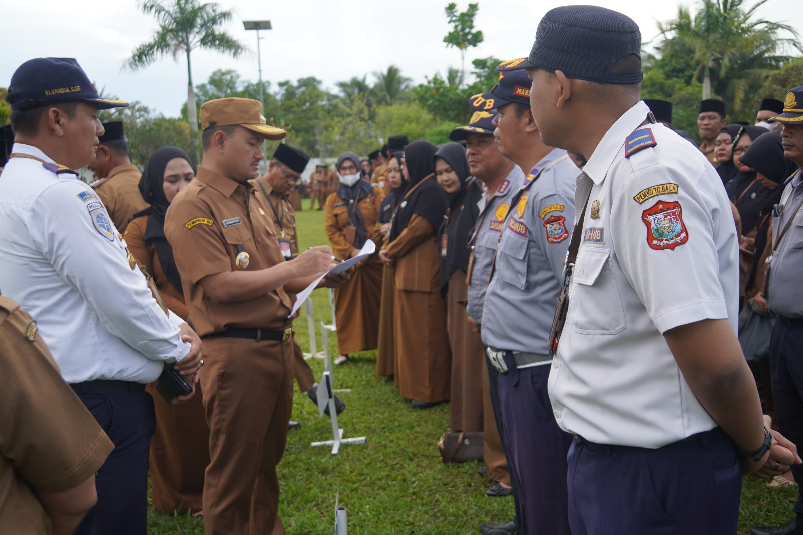 Mahyaruddin cek absensi ASN