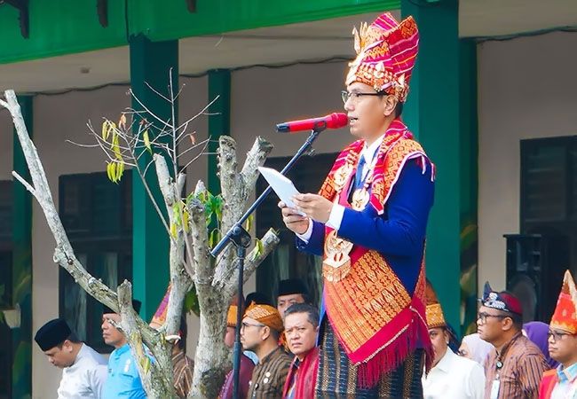 Rico Waas: Pendidikan Hak Asasi dan Sipil Setiap Insan
