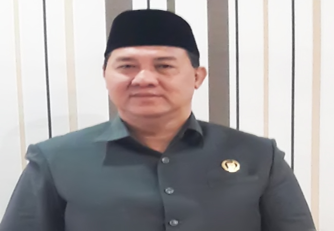 Warga Keluhkan Jalan Rusak dan Sampah di Wampu, DPRD Minta Dishub Langkat Tindak Truk Overtonase