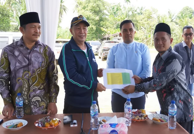Reses di Desa Tanjung Putus, Wakil Ketua DPRD Langkat Ir. Antoni Soroti Lansia