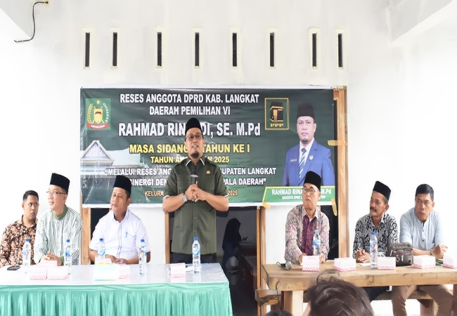 Anggota DPRD Langkat Rahmad Rinaldi Jemput Aspirasi Warga Kelurahan Pekan Gebang
